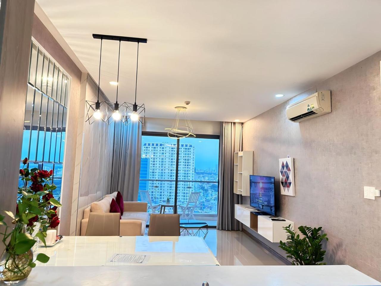Yourhomes Ho Chi Minh City Exterior photo